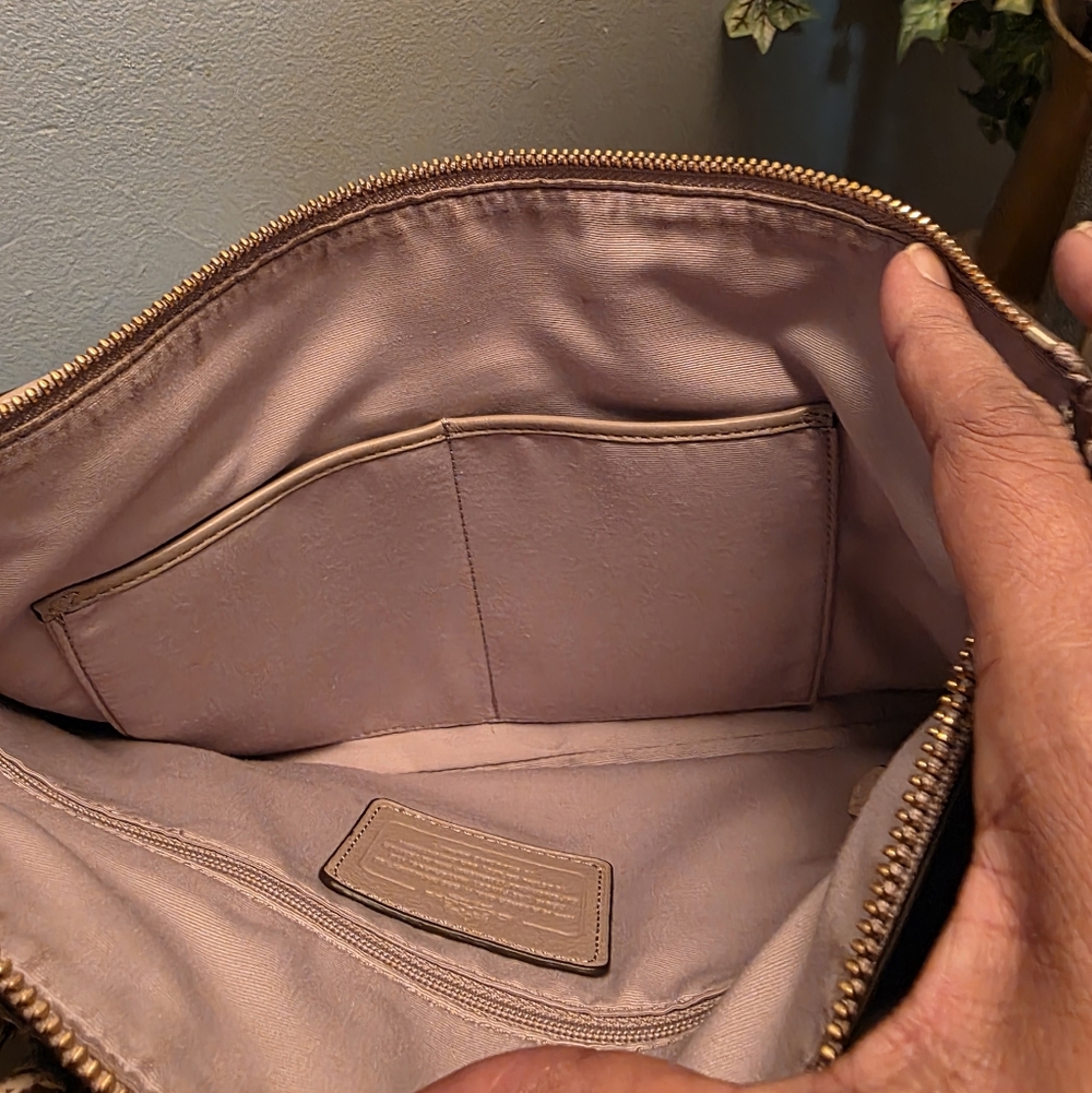 COACH MORGAN COLORBLOCK SATCHEL WITH PYTHON EUC - image 5